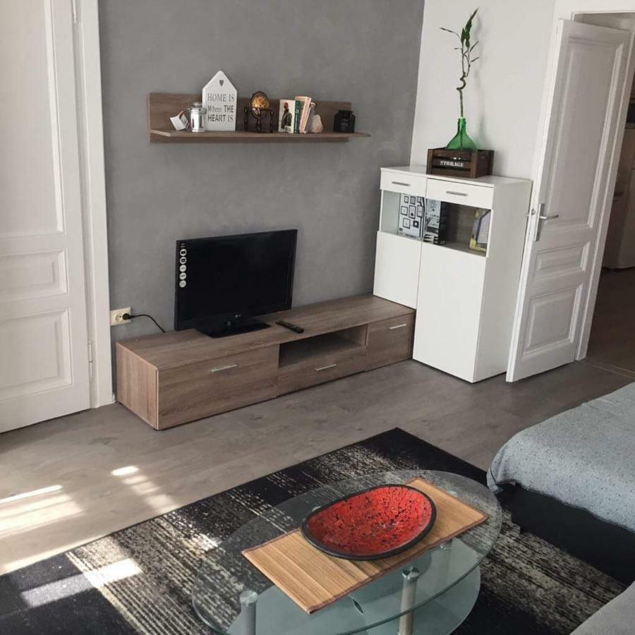 Apartment Max 4 Stars Риека Экстерьер фото